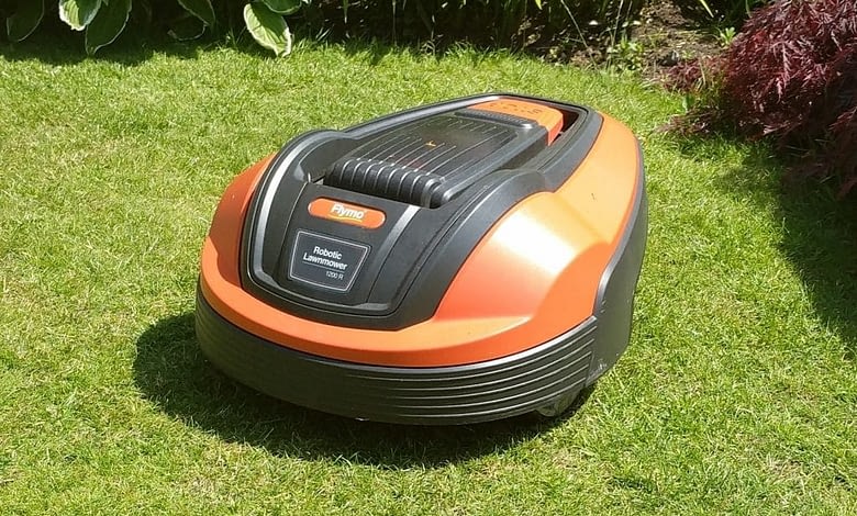 7 Best Robotic Lawn Mower for Home 1 robotic lawn mower